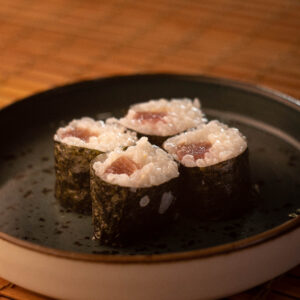 HOSOMAKI ATÚN (8 UDS)