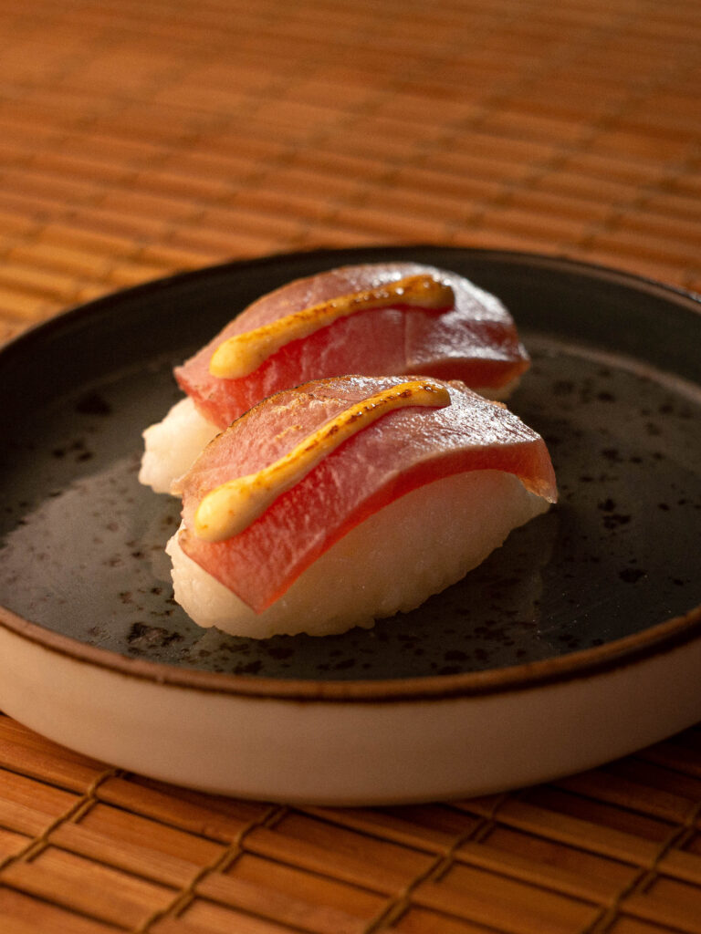 NIGIRI ATÚN FLAMBEADO (6UDS)